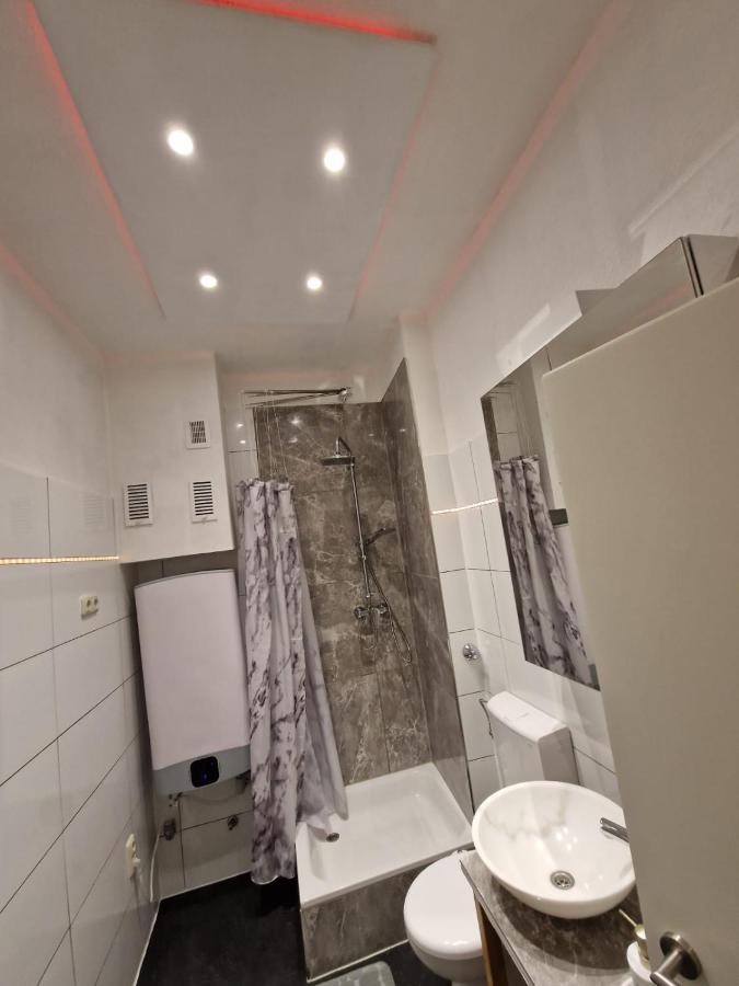 Zentral Duisburg Apartment Bagian luar foto